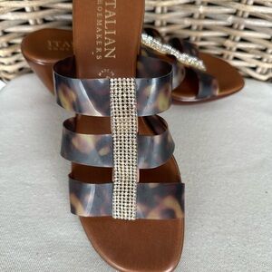 NWOT Italian Shoemakers Brown Gladiator Sandals with Rhinestones Sz 9